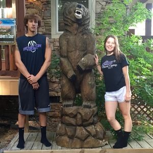 Meet your Posher, Danielle